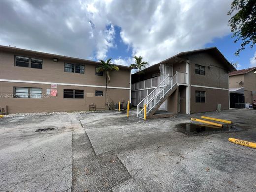 Complexos residenciais - Hialeah, Miami-Dade County