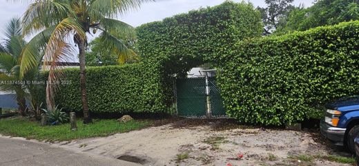 Villa in Miami Heights Trailer Park, Miami-Dade County