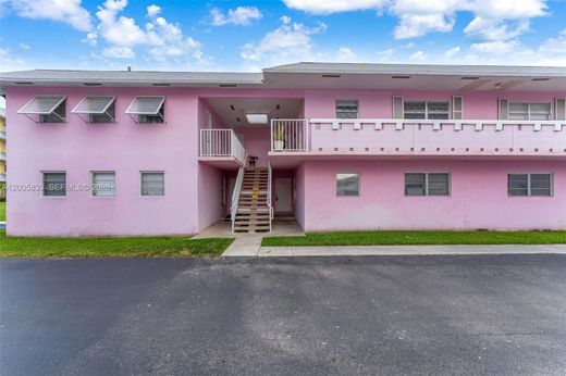 Residential complexes in Miami, Miami-Dade