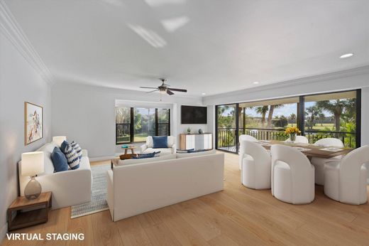 Wellington, Palm Beach Countyのアパートメント・コンプレックス