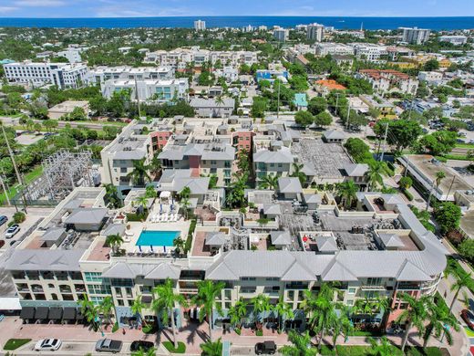 Residential complexes in Delray Beach, Palm Beach