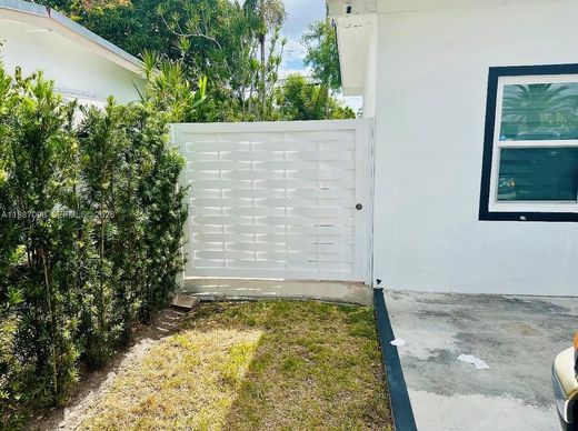 Жилой комплекс, Майами, Miami-Dade County