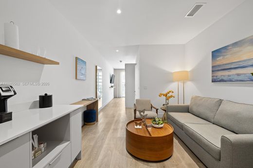Residential complexes in Miami, Miami-Dade