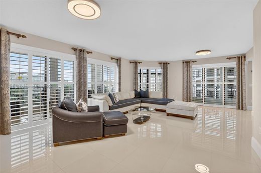 公寓楼  Boca Raton, Palm Beach County