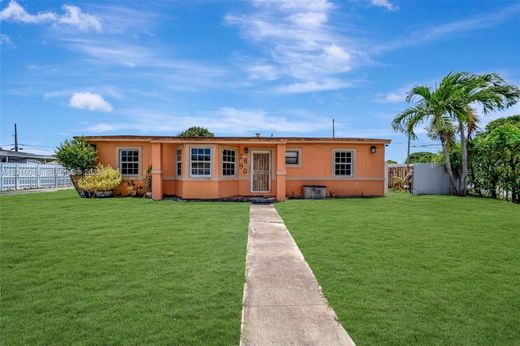 Villa in Miami Gardens, Miami-Dade