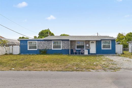 Villa Hollywood, Broward County