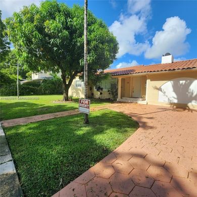 Villa in Miami Springs, Miami-Dade County