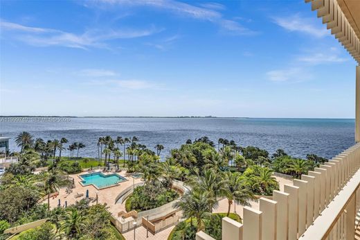 Residential complexes in Miami, Miami-Dade