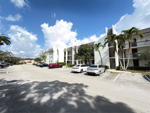 Жилой комплекс, Корал-Спрингс, Broward County