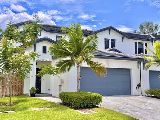 Townhouse in Dania Beach, Broward County