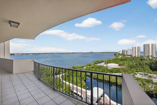 Kamienica w Riviera Beach, Palm Beach County