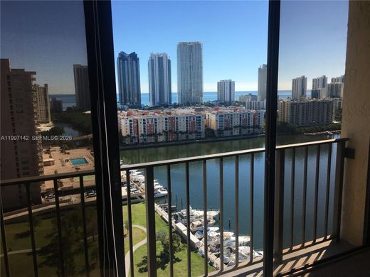 Жилой комплекс, Sunny Isles Beach, Miami-Dade County