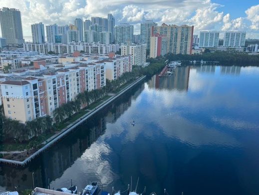 Complesso residenziale a Sunny Isles Beach, Miami-Dade County