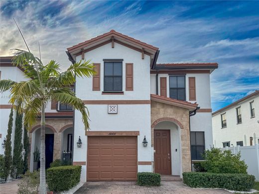 ‏בית בעיר ב  Hialeah, Miami-Dade County