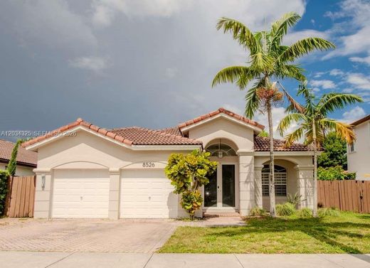 Villa in Doral, Miami-Dade County
