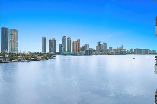 Residential complexes in Aventura, Miami-Dade