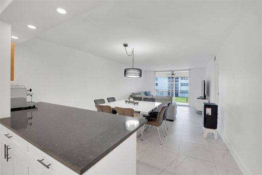 콘도미니엄 / Pembroke Pines, Broward County