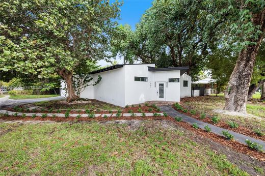 Вилла, Майами, Miami-Dade County