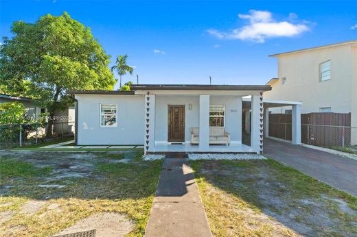 Villa en Hialeah, Miami-Dade County