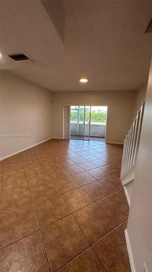 Townhouse in Weston, Broward County