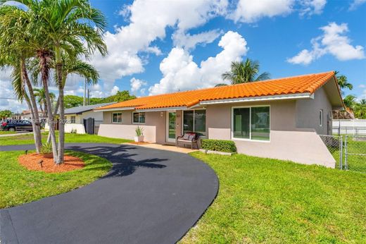 빌라 / Miami Terrace Mobile Home, Miami-Dade County