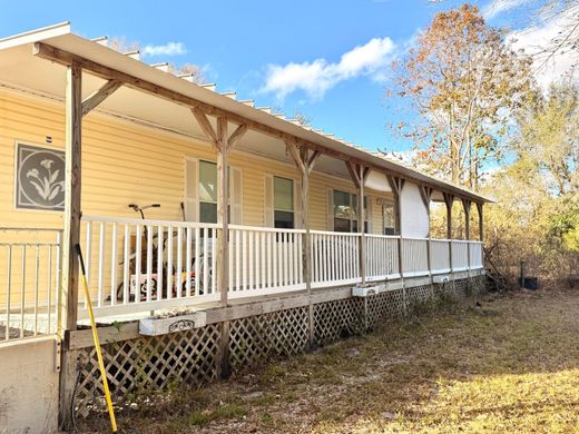 Villa Okeechobee, Okeechobee County