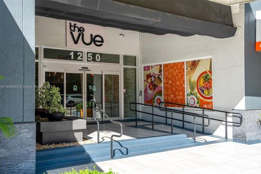 ‏בניין ב  מיאמי, Miami-Dade County