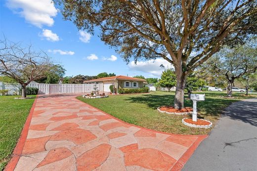 Villa in Coral Springs, Broward County