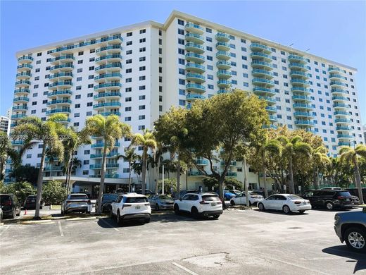 Komplex apartman Sunny Isles Beach, Miami-Dade County