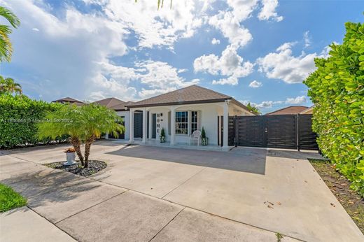 ﻓﻴﻼ ﻓﻲ ميامي، فلوريدا, Miami-Dade County