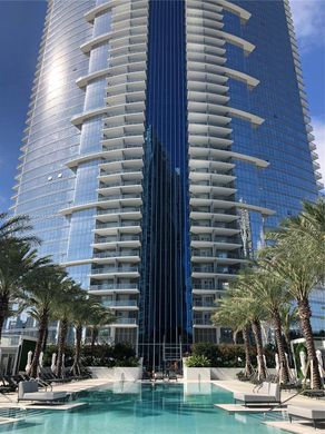 Complesso residenziale a Miami, Miami-Dade County