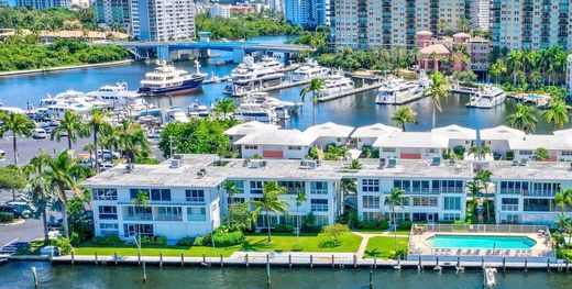Residential complexes in Fort Lauderdale, Broward County