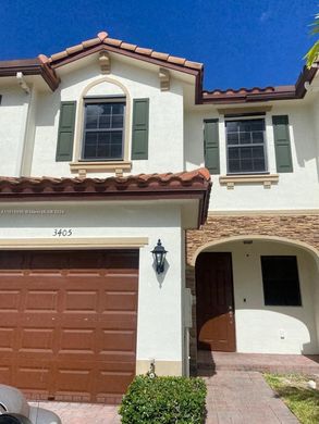 Casa di città a Homestead, Miami-Dade County