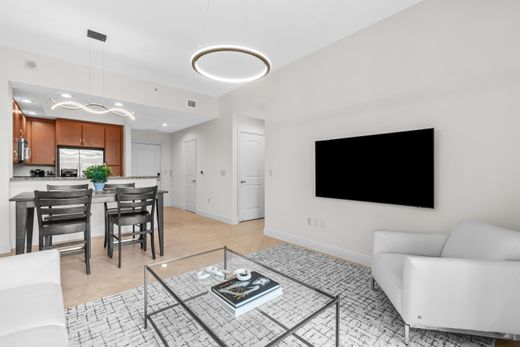 Residential complexes in West Palm Beach, Palm Beach
