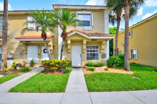 Townhouse in Lake Worth, Palm Beach