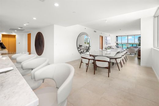 Appartementencomplex in Bay Harbor Islands, Miami-Dade County