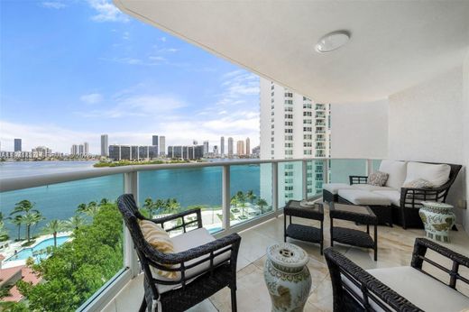 Komplex apartman Aventura, Miami-Dade County