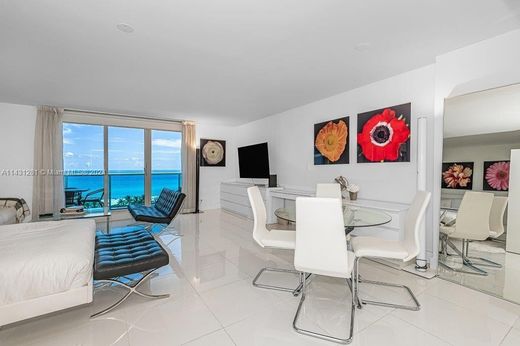 Complesso residenziale a Miami Beach, Miami-Dade County