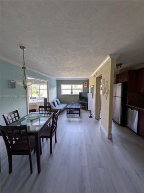 Miami Beach, Miami-Dade Countyのアパートメント・コンプレックス