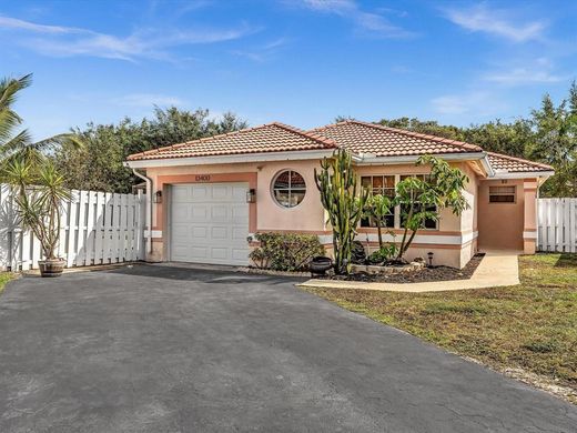 Villa in Plantation, Broward County