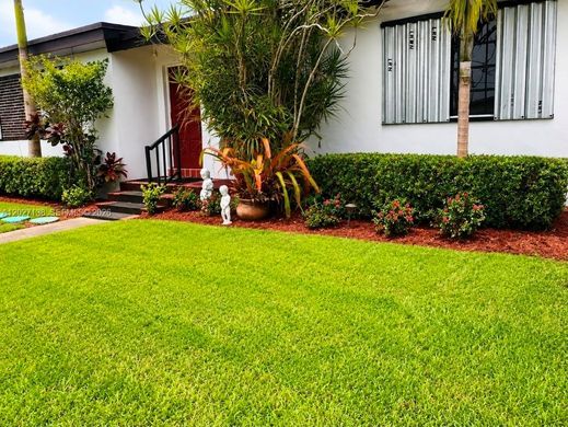 Villa in Miami, Miami-Dade