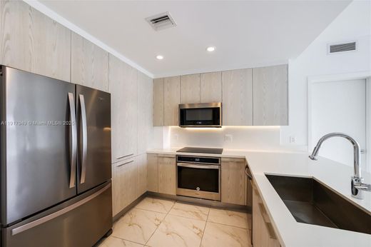 مجمع شقق ﻓﻲ Sunrise, Broward County