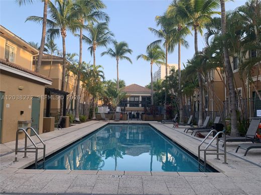 Complexes résidentiels à Aventura, Comté de Miami-Dade