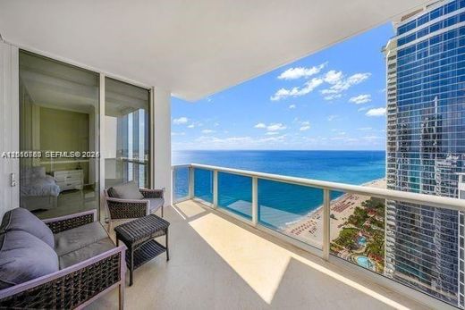 Residential complexes in Sunny Isles Beach, Miami-Dade
