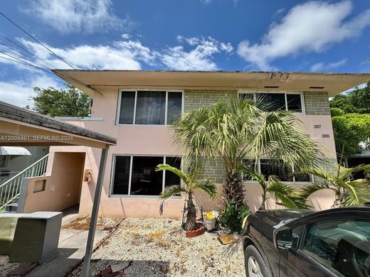 Complesso residenziale a Miami, Miami-Dade County