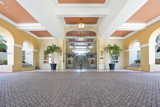 Residential complexes in Fort Lauderdale, Broward County