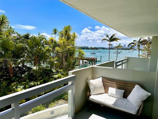 Complesso residenziale a Miami Beach, Miami-Dade County