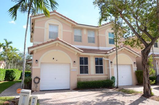 Residential complexes in Miami, Miami-Dade