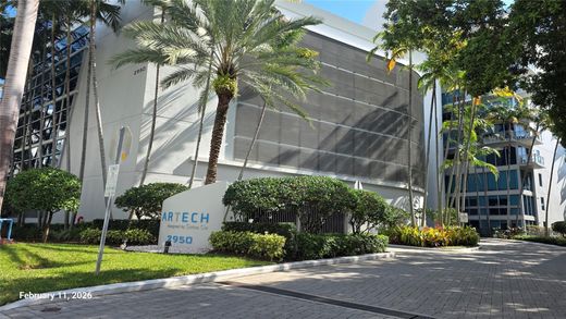 Residential complexes in Miami, Miami-Dade