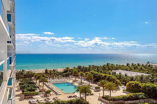 Residential complexes in Miami Beach, Miami-Dade
